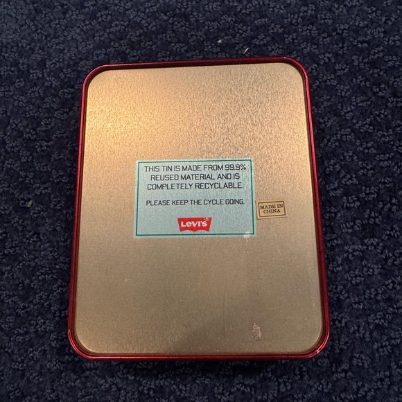 Brand New Levi’s leather wallet - Picture 9 of 9